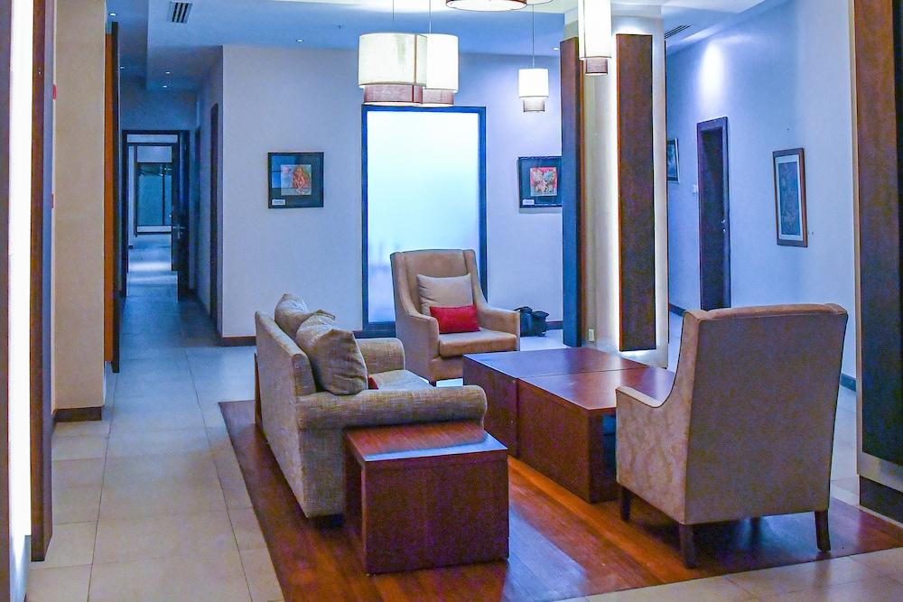 Hillpark Hotel Nairobi Exteriör bild